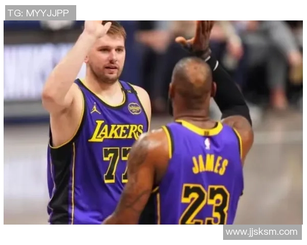 艾顿加盟湖人对球队实力的提升与詹姆斯未来去向的深度分析